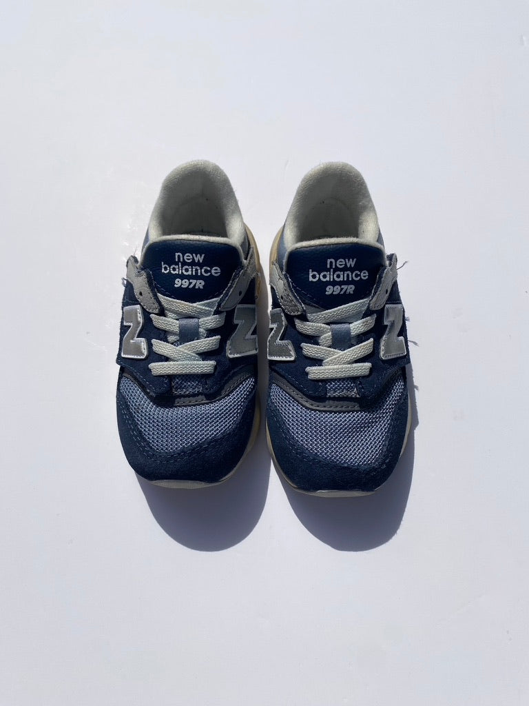 new balance blue 997R see 5.5