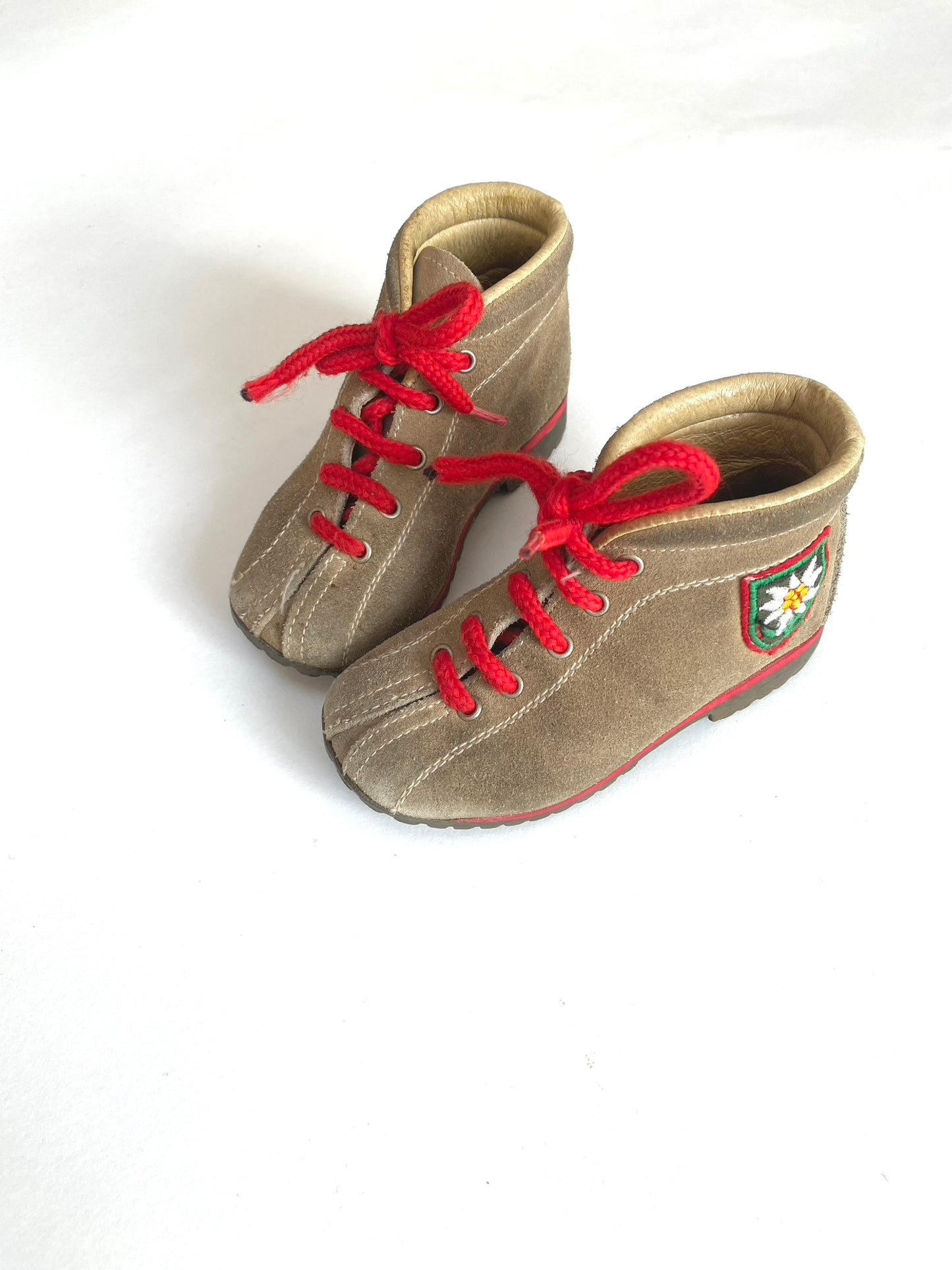 Italian flower hiking boots size 6