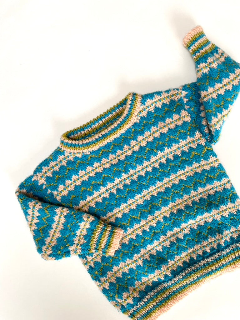 Patterned hand knitted jumper age 3y