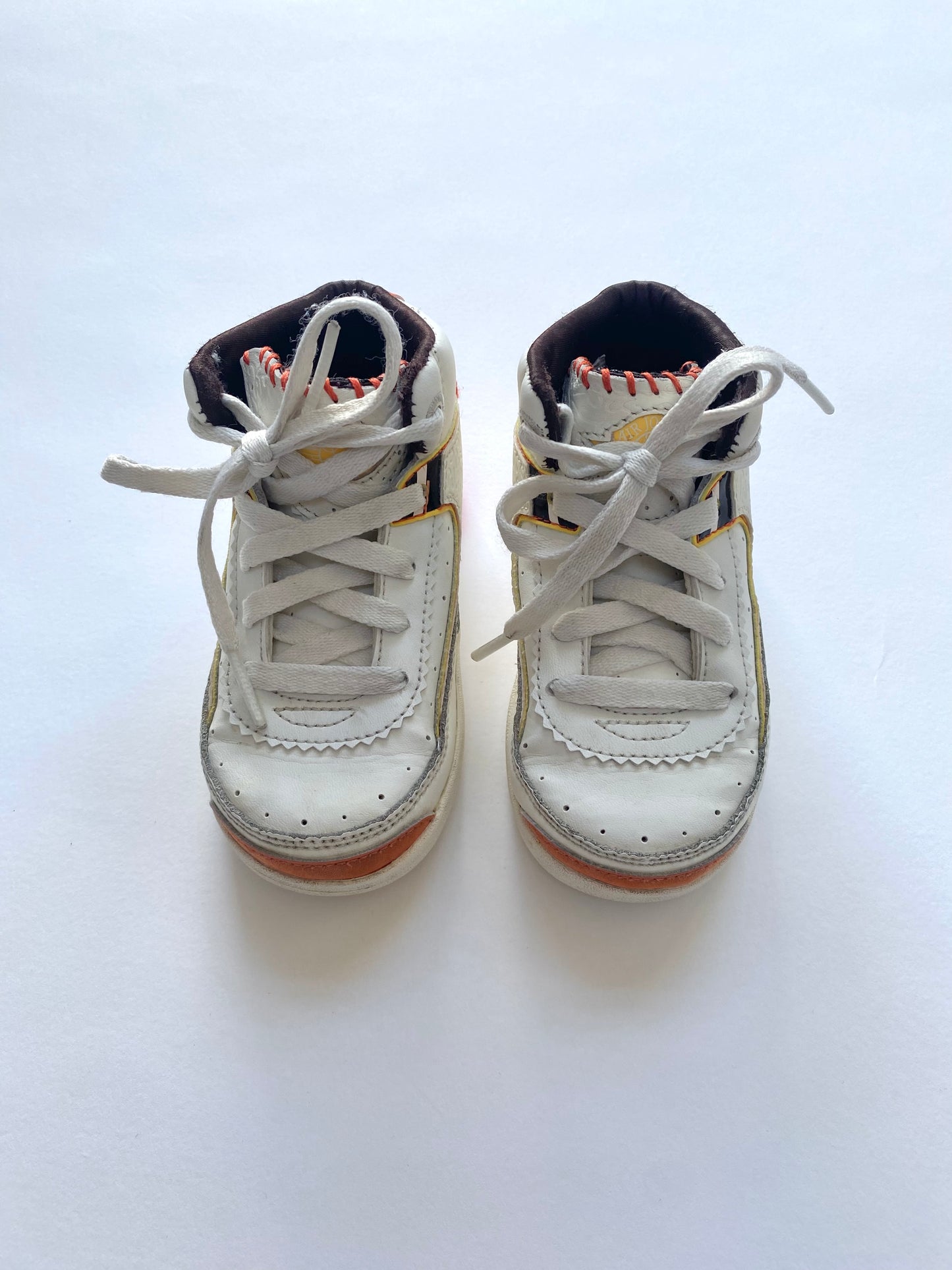 Limited Edition Nike Air Jordan 2 Maison Chateau rouge trainers Size 6.5