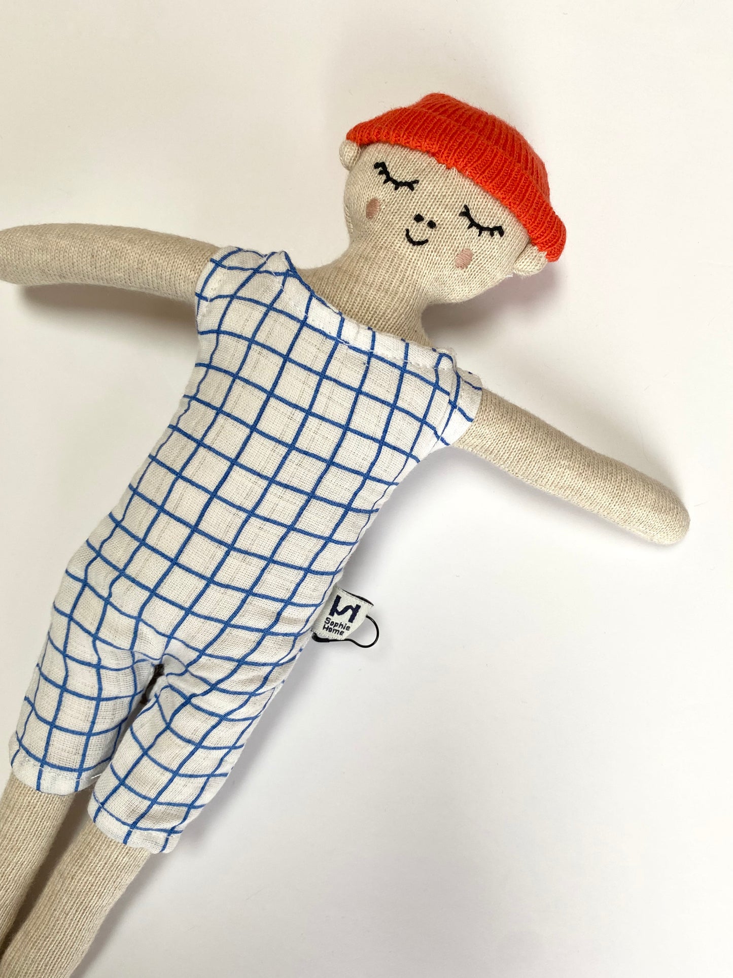 Graphic grid Buddy doll