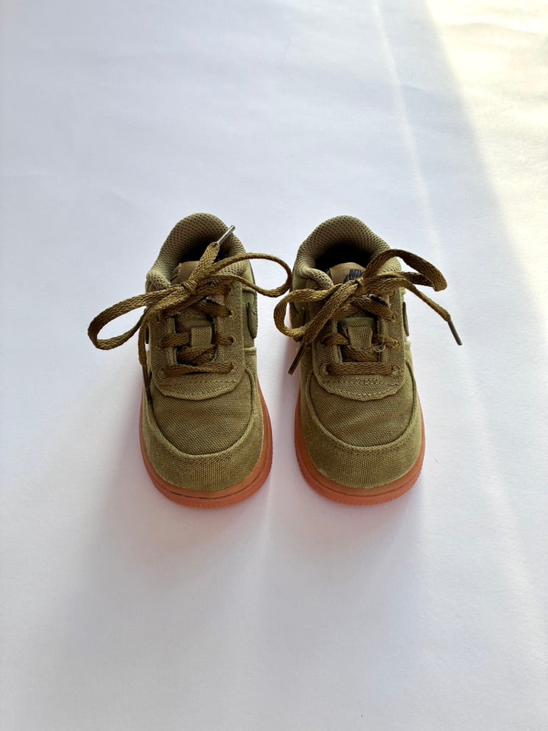 Nike Air force 1 green size 5