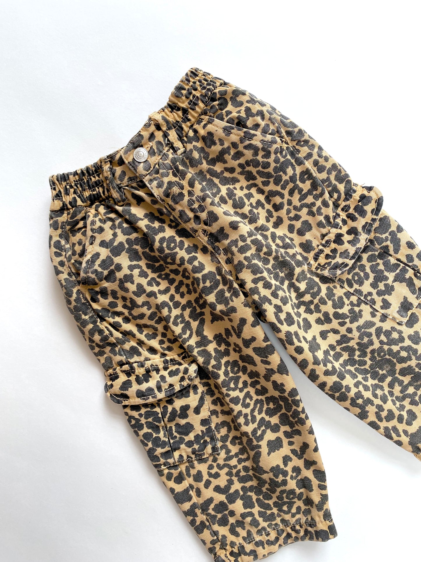 Leopard cargo jeans Age 2y