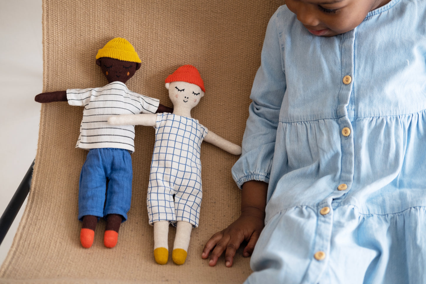 Graphic grid Buddy doll