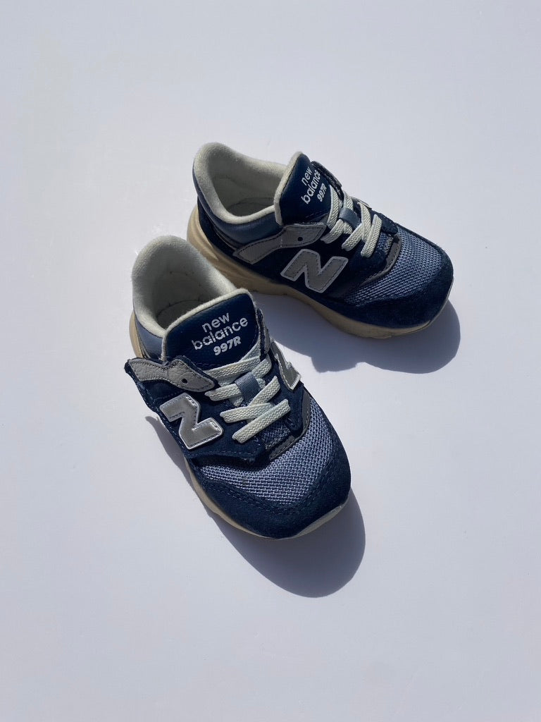 new balance blue 997R see 5.5