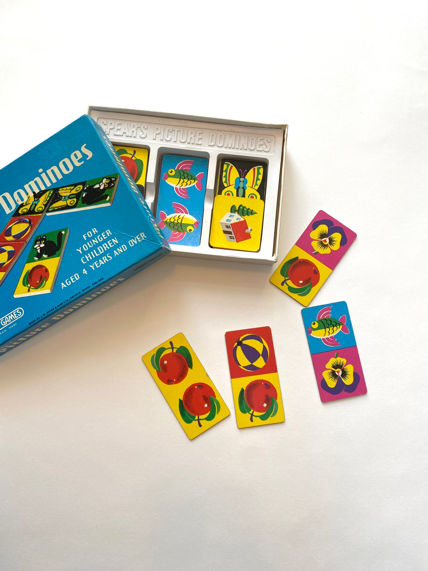Vintage dominoes