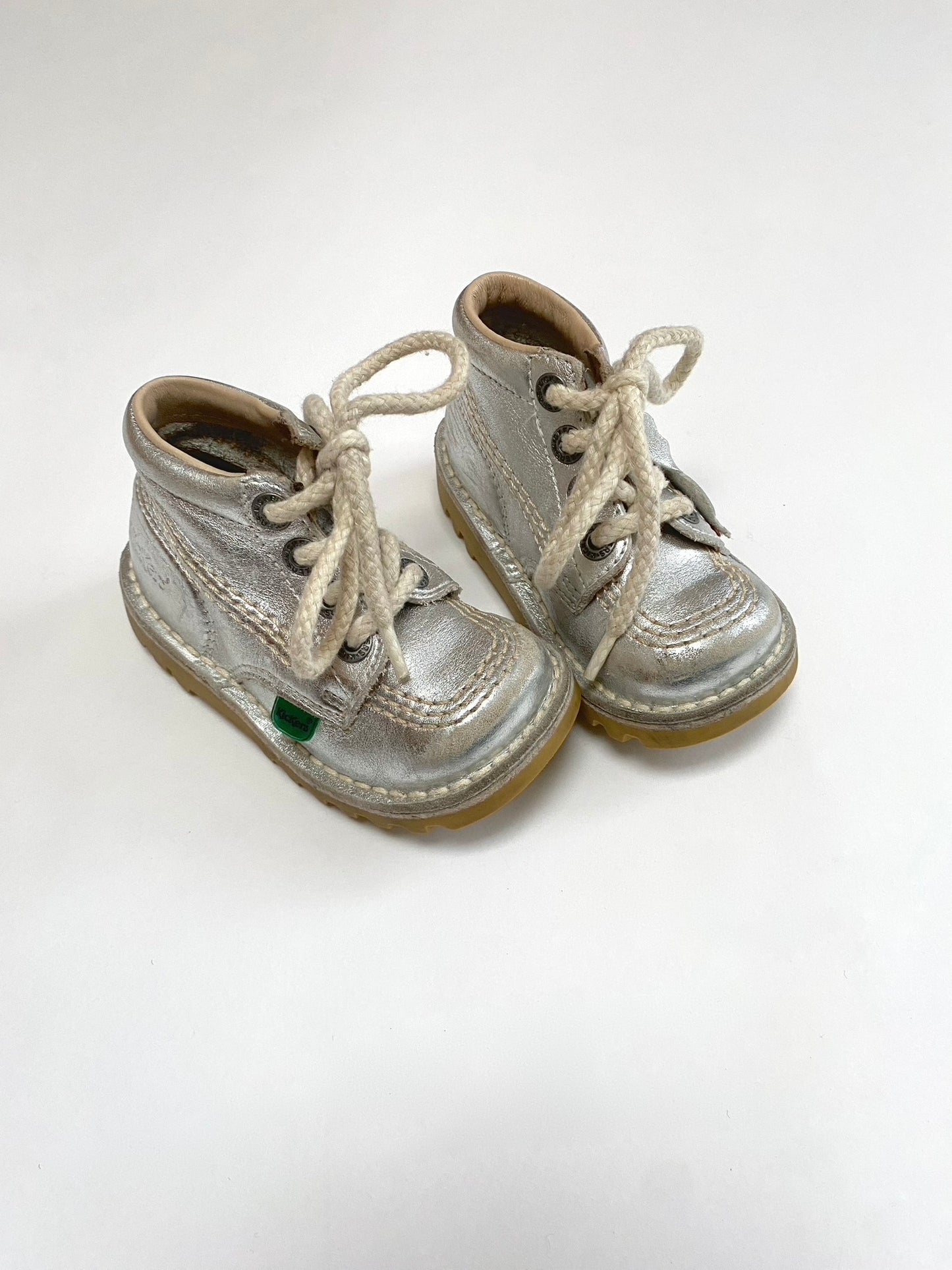 Silver Kickers Size 6