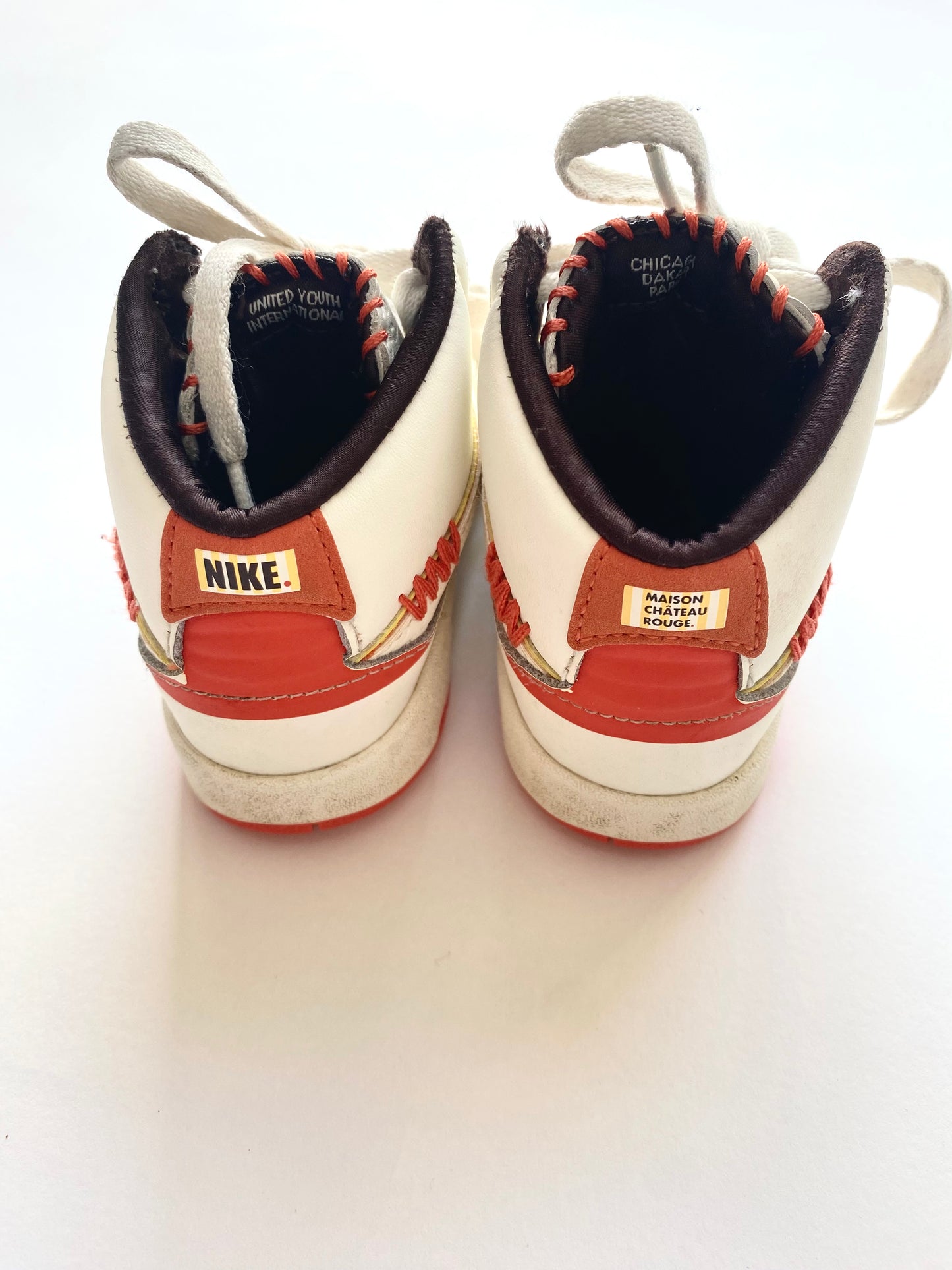 Limited Edition Nike Air Jordan 2 Maison Chateau rouge trainers Size 6.5