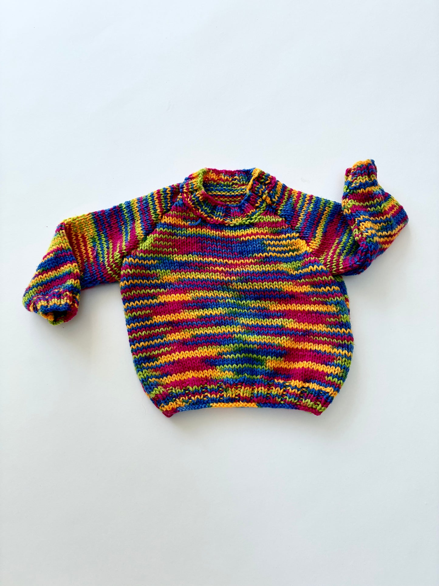 Handknitted multicoloured jumper Age 0-6m