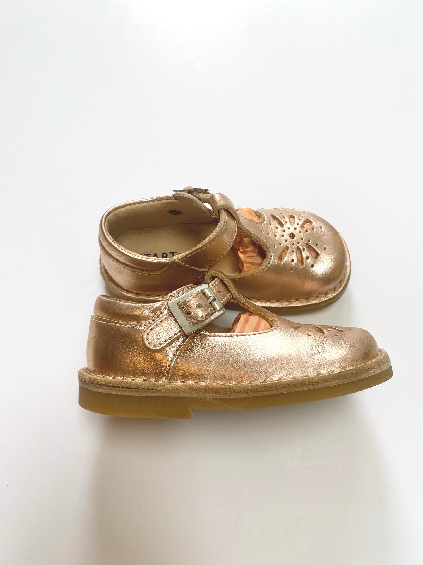 Start-rite Gold Lottie Shoes Size 4