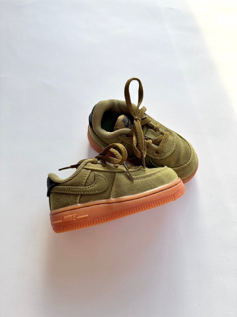 Nike Air force 1 green size 5