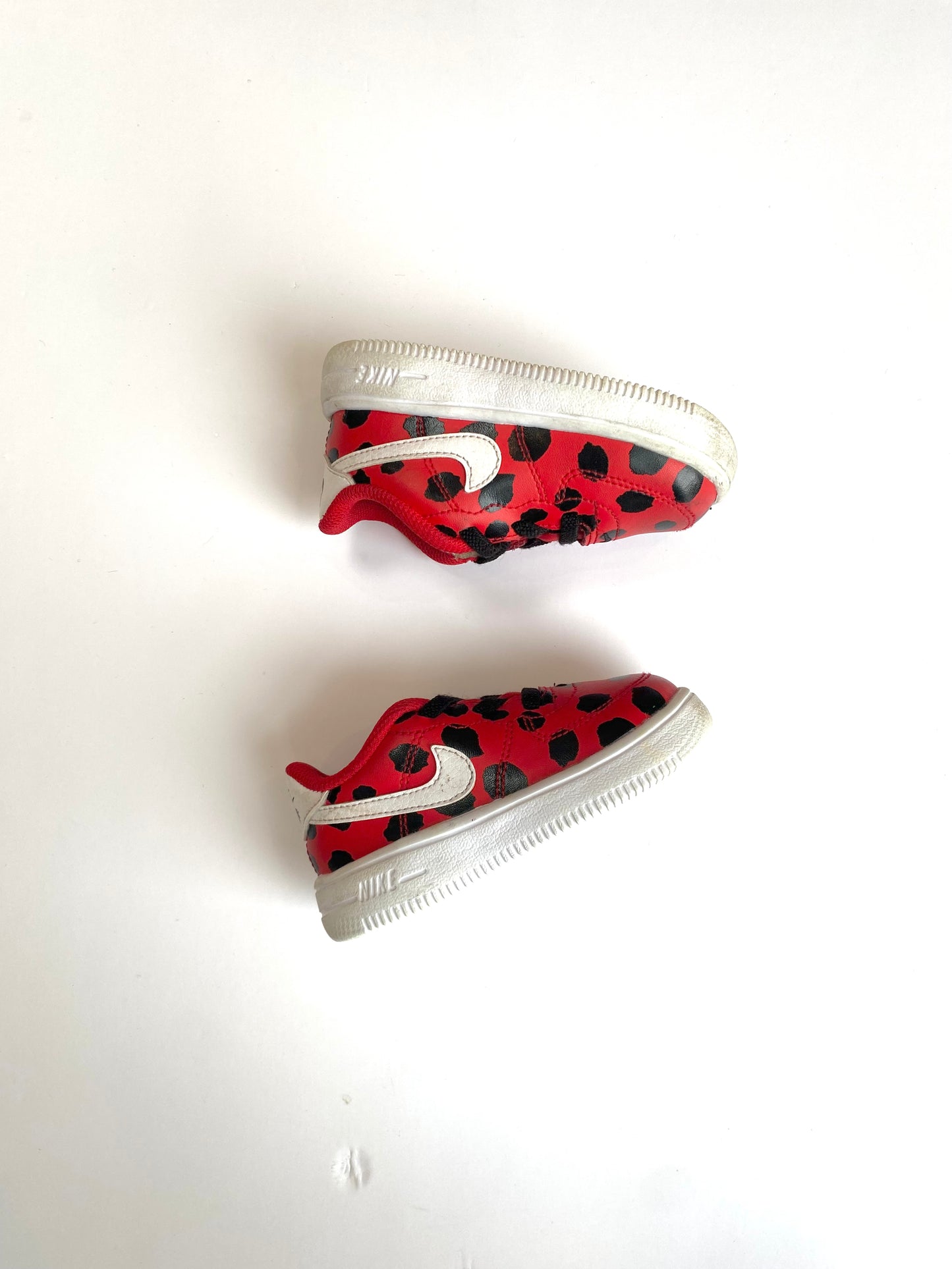 Nike ladybird trainers size 5.5