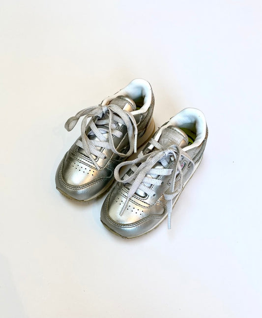 Silver Reebok trainers Size 6