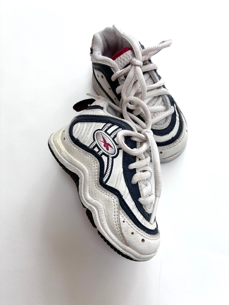 Vintage Reebok trainers Size 4.5