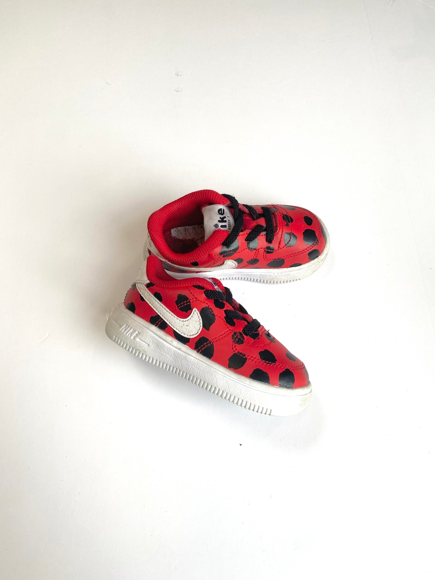 Nike ladybird trainers size 5.5