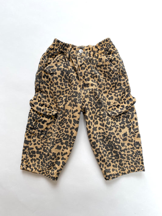 Leopard cargo jeans Age 2y