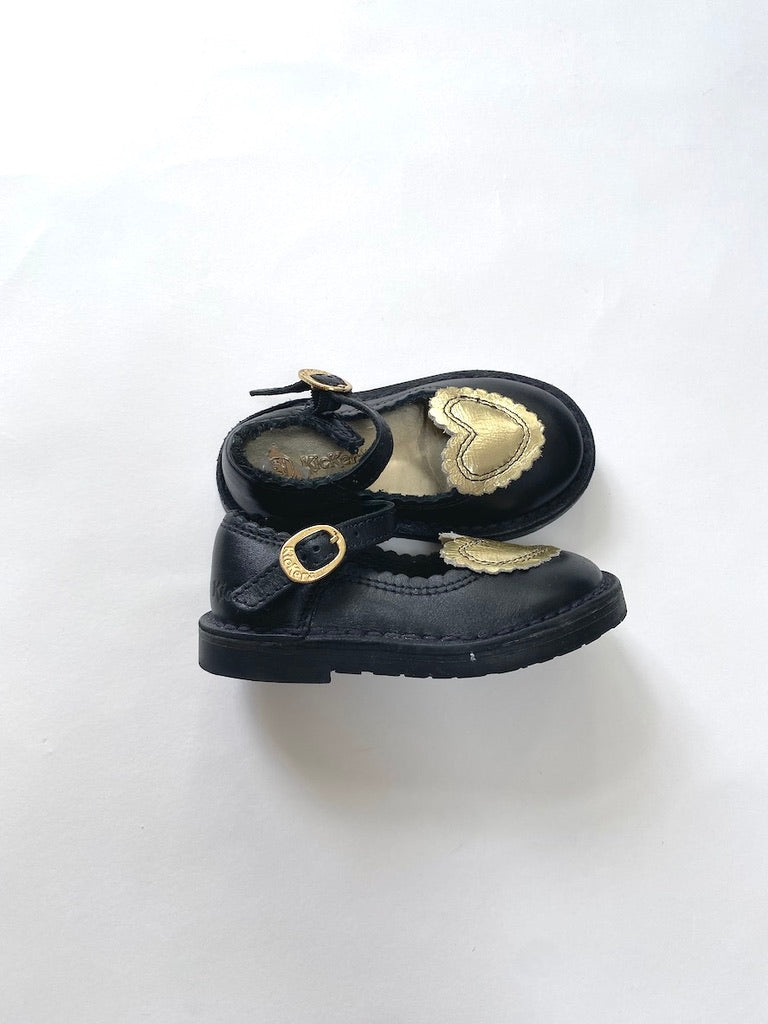 Heart Mary Jane Kickers Size 5.5