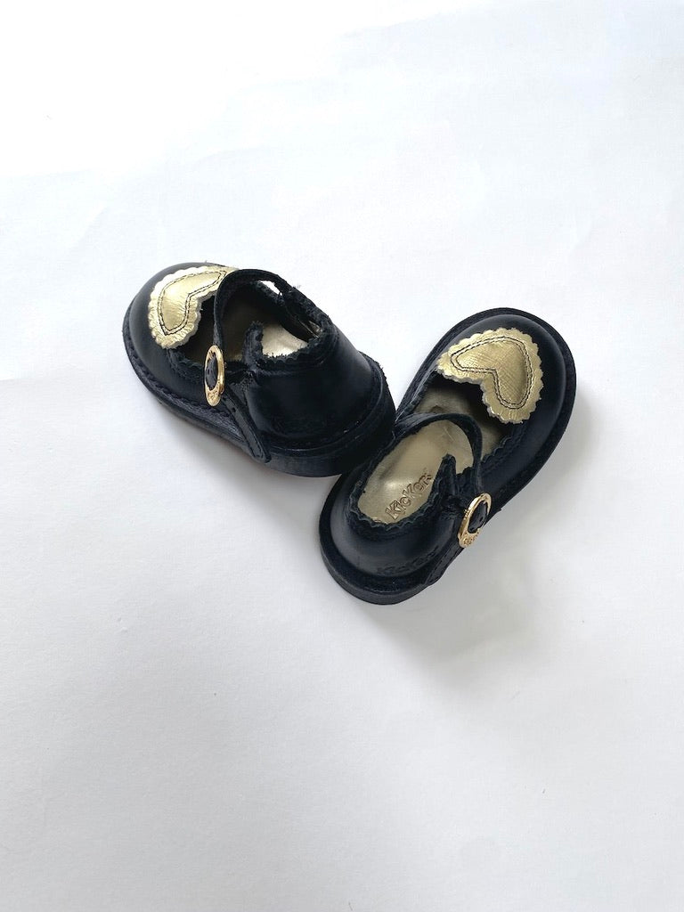 Heart Mary Jane Kickers Size 5.5