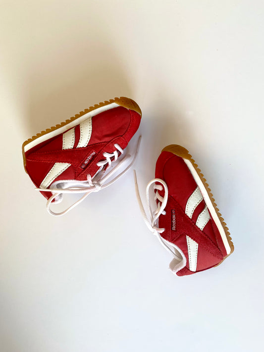 Retro Reeboks Size 4